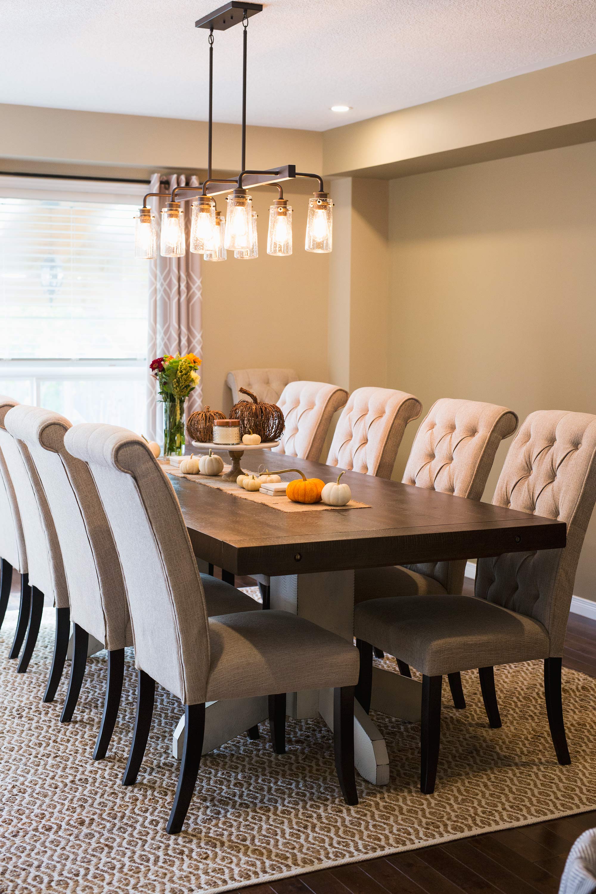 Power Your Reno // Installing a Dining Room Light with an LEC